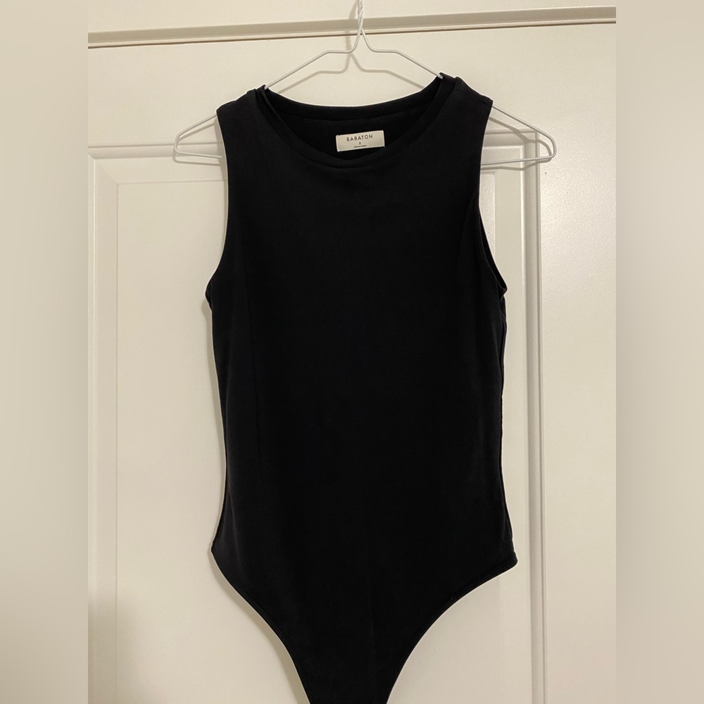 Aritzia babaton bodysuit size S